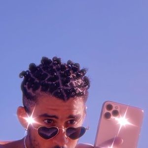 Meet your Posher, Daniela